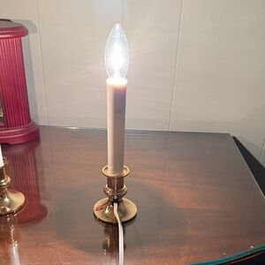 Elegant Gold Candle Holder with Cream Candle